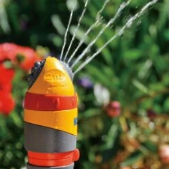 Hozelock Round Sprinkler Pro 314m² 7 Hozelock Round Sprinkler Pro 314m² -Hozel Garden Shop 5010646042802 4